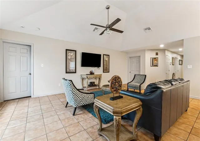 Homes for sale in New Orleans, LA | 2126 General Collins Ave, New Orleans, LA 70114 | MLS# 2547612