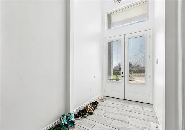 3rd image of 7271 Voyageur Dr, New Orleans, LA 70129 | MLS# 2547627