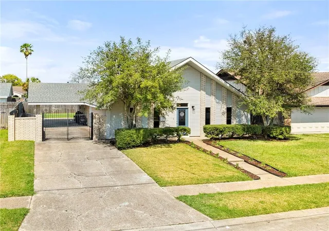 2nd image of 5020 Randolph St, Marrero, LA 70072 | MLS# 2547660