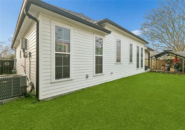 11th image of 2500 Pecan Dr, Chalmette, LA 70043 | MLS# 2547926