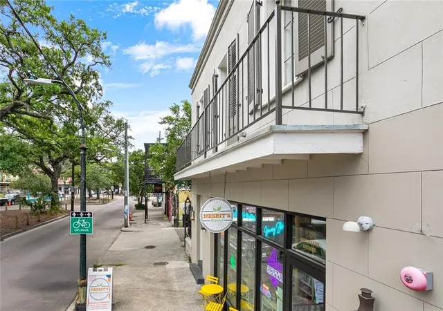 Homes for sale in New Orleans, LA | 427 Esplanade Ave, New Orleans, LA 70116