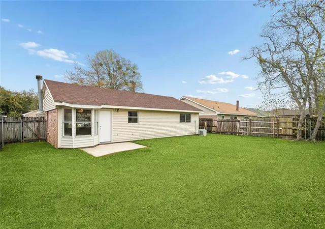 Homes for sale in Slidell, LA | 307 Westminster Dr, Slidell, LA 70460 | MLS# 2547579