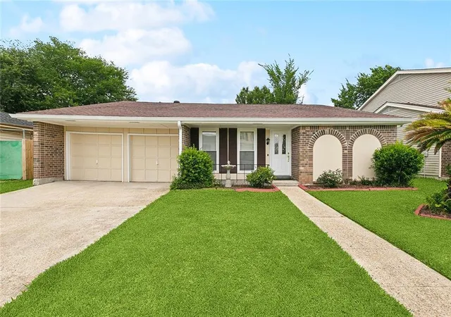 Homes for sale in Harvey, LA | 3820 Timberview Ln, Harvey, LA 70058 | MLS# 2548101