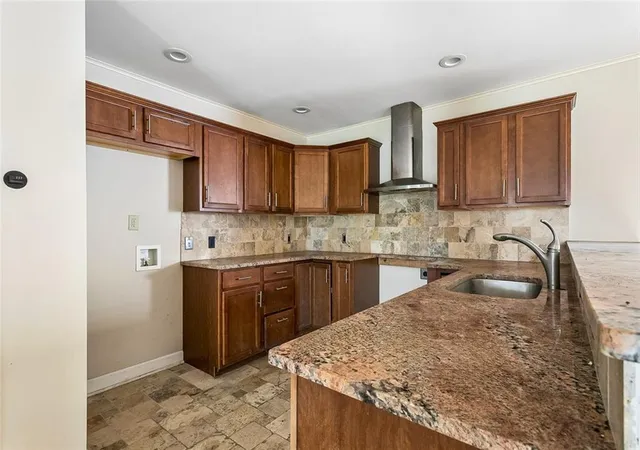 3rd image of 1446 Joan St, Mandeville, LA 70448 | MLS# 2548239