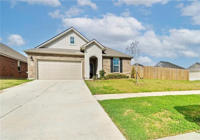 Photo 3 of Single family home for sale at 5206 Summer Pecan Dr, Slidell, LA 70461 | MLS# 2548321 | Listing updated on 2026-07-25