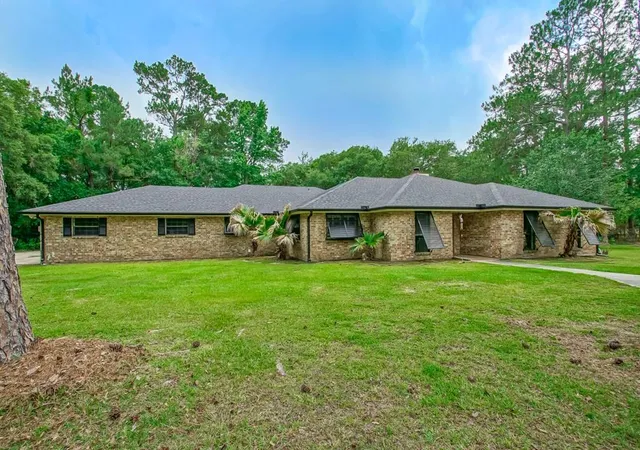 Photo 2 of Single family home for sale at 7 Royal 18th St, Slidell, LA 70460 | MLS# 2548494 | Listing updated on 2026-06-22
