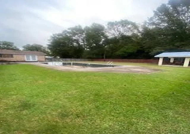4th image of 1354 W Tenth St, Bogalusa, LA 70427 | MLS# 2548582