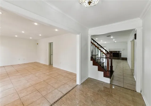 Photo 3 of Single family home for sale at 105 Chateau Latour Dr, Kenner, LA 70065 | MLS# 2548624 | Listing updated on 2026-10-08