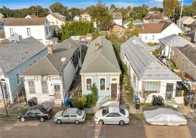 Photo 3 of House for sale at 2017 Governor Nicholls St, New Orleans, LA 70116 | MLS# 2548684 | Listing updated on 2026-04-27