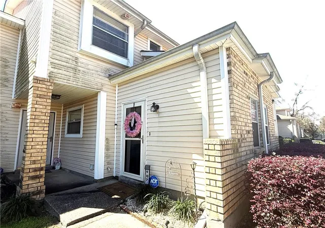 1st image of 3328 Timberlane Way Dr #107, Harvey, LA 70058 | MLS# 2548504
