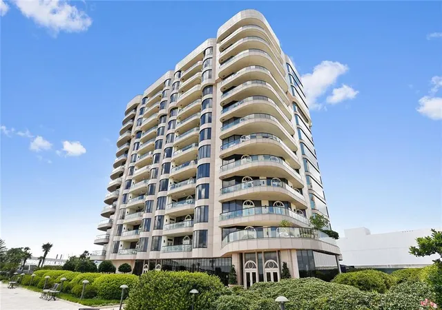 2nd image of 600 Port Of New Orleans Pl #15F, New Orleans, LA 70130 | MLS# 2548253