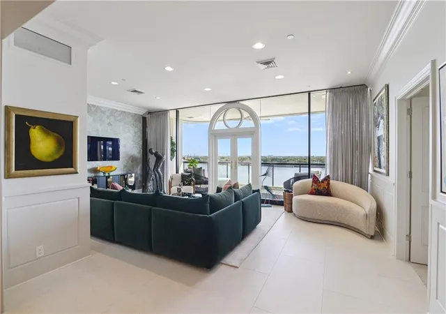 3rd image of 600 Port Of New Orleans Pl #5G, New Orleans, LA 70130 | MLS# 2548096