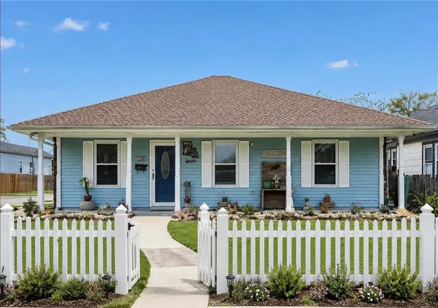 2nd image of 1401 Avenue C, Marrero, LA 70072 | MLS# 2540925