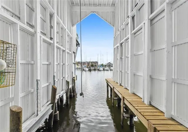 Homes for sale in New Orleans, LA | 158 S Roadway St, New Orleans, LA 70124 | MLS# 2549146