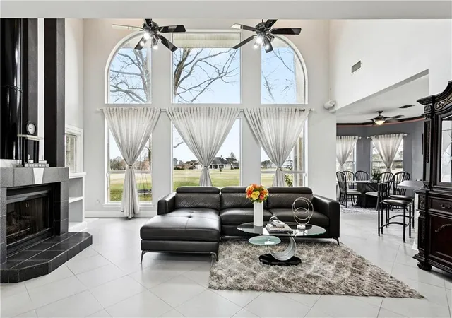 5th image of 1320 Lake Louise Dr, Gretna, LA 70056 | MLS# 2549199