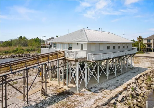 3rd image of 125 Lakeview Dr, Slidell, LA 70458 | MLS# 2549225