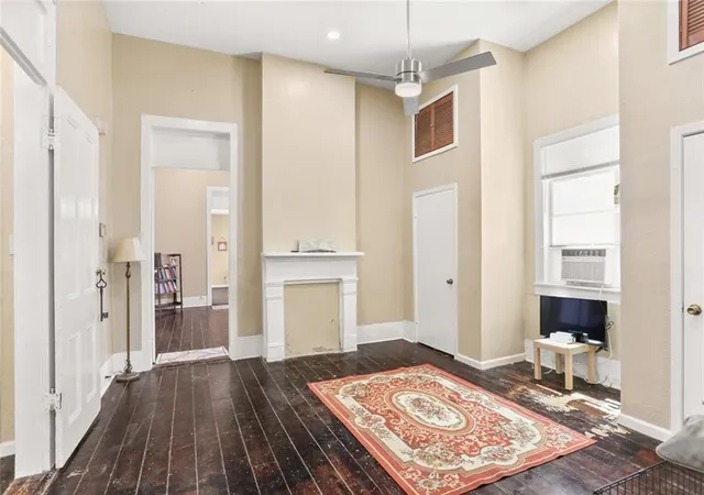 3rd image of 920 N Prieur St, New Orleans, LA 70116 | MLS# 2549038