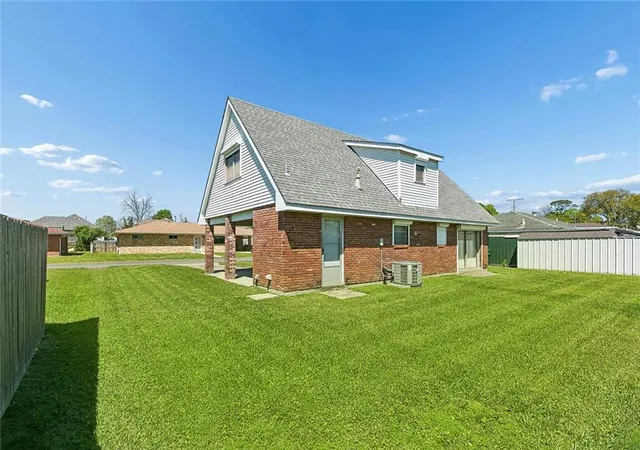 15th image of 1025 Joyce St, Marrero, LA 70072 | MLS# 2548362