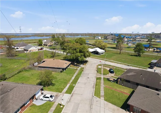 Photo 2 of Land for sale at 3928 Lyndell Dr, Chalmette, LA 70043 | MLS# 2547948 | Listing updated on 2026-09-01