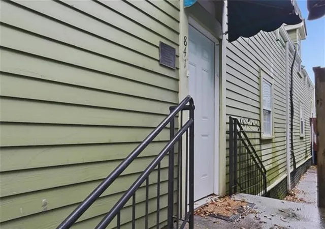 15th image of 841 Washington Ave, New Orleans, LA 70130 | MLS# 2549340