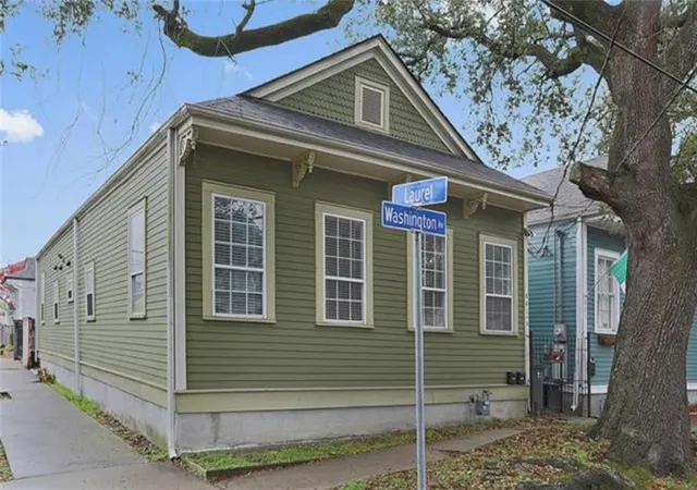 1st image of 841 Washington Ave, New Orleans, LA 70130 | MLS# 2549340