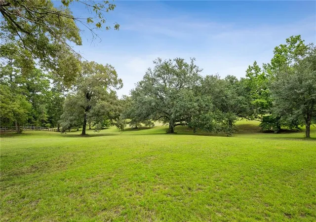Photo 2 of Single family home for sale at 84132 Holliday Rd, Folsom, LA 70437 | MLS# 2546349 | Listing updated on 2026-04-22
