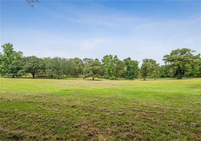 Photo 2 of Single family home for sale at 84132 Holliday Rd, Folsom, LA 70437 | MLS# 2546349 | Listing updated on 2026-04-22