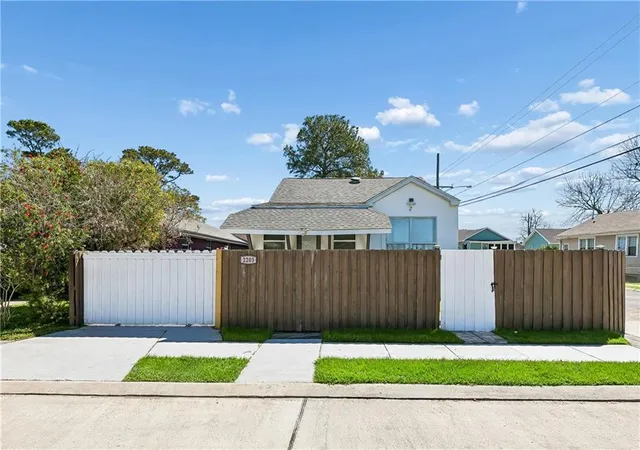 Photo 1 of Single family home for sale at 2203 Desire St, New Orleans, LA 70117 | MLS# 2548997 | Listing updated on 2026-04-17
