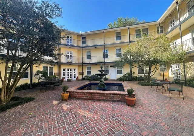 Homes for sale in New Orleans, LA | 7444 St Charles Ave #303, New Orleans, LA 70118 | MLS# 2549590