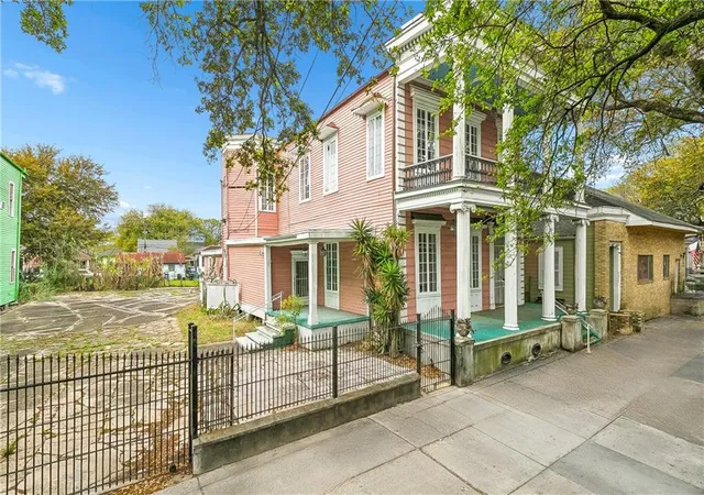 2nd image of 2232 Esplanade Ave, New Orleans, LA 70119 | MLS# 2549601