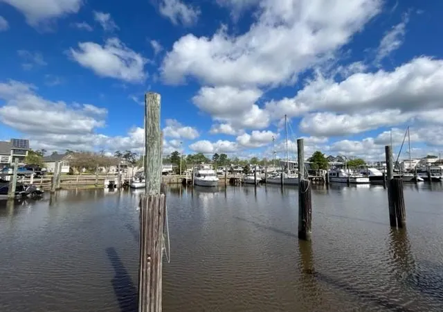 Homes for sale in Mandeville, LA | 104 Tchefuncte Oaks Drive, Mandeville, LA 70471 | Houzeo