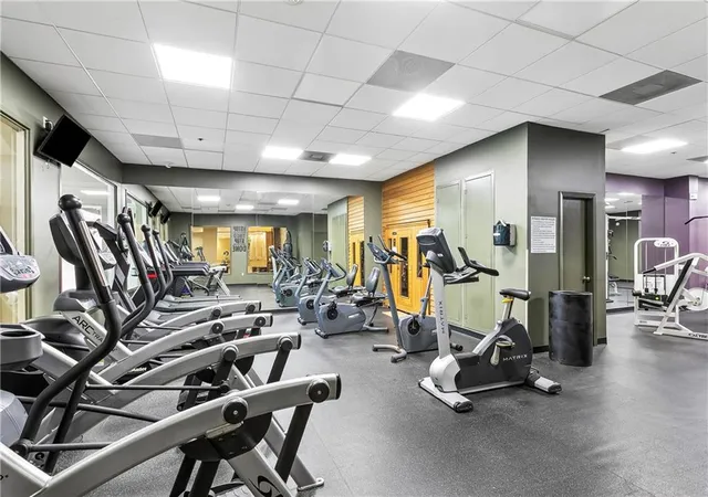 12th image of 1205 St Charles Ave #810, New Orleans, LA 70130 | MLS# 2549572