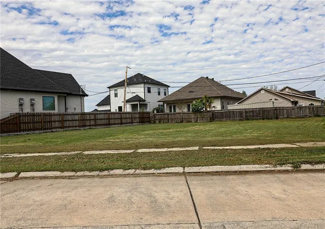 5th image of 309 Cougar Dr, Arabi, LA 70032 | MLS# 2549708