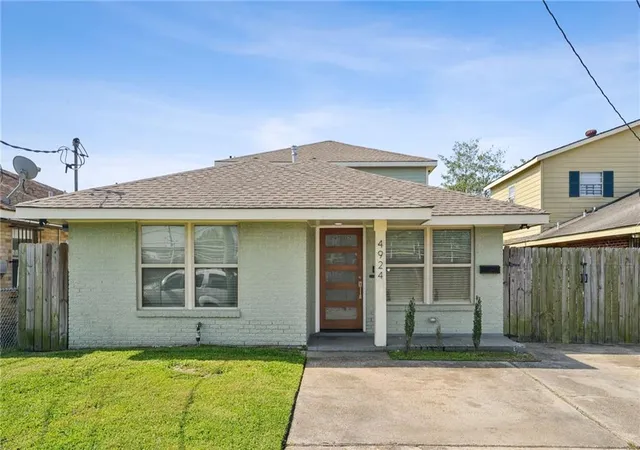 Homes for sale in New Orleans, LA | 4924 St Claude Ave, New Orleans, LA 70117 | MLS# 2549575