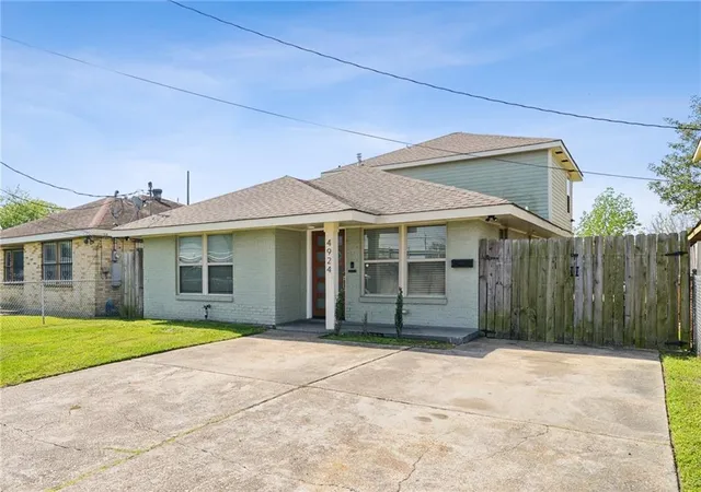 Homes for sale in New Orleans, LA | 4924 St Claude Ave, New Orleans, LA 70117 | MLS# 2549575