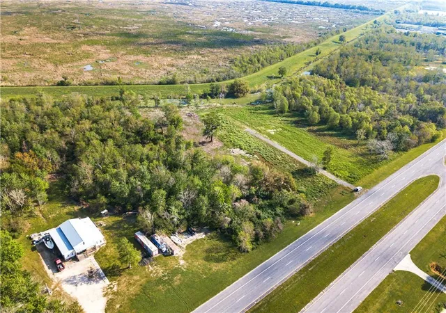 Photo 4 of Sale Pending at 1931 E La 46 Hwy, St Bernard, LA 70085 | MLS# 2544283 | Listing updated on 2026-08-28