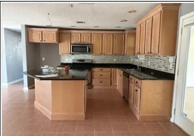 Photo 4 of Single family home for sale at 3026 S Palm Dr, Slidell, LA 70458 | MLS# 2549825 | Listing updated on 2026-04-20