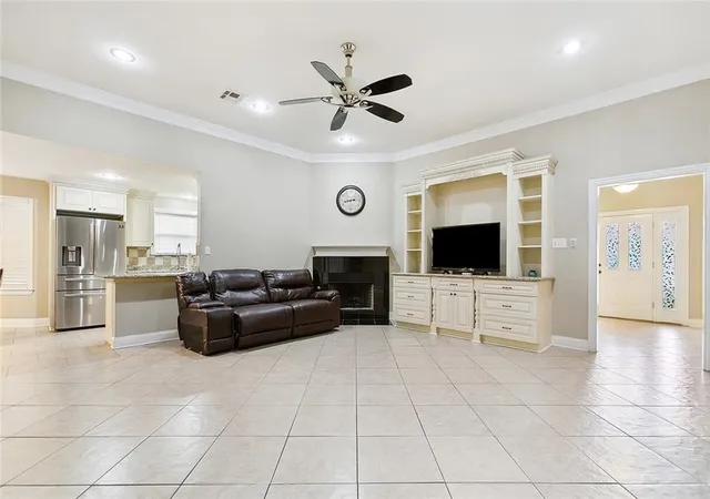 4th image of 600 E Josephine St, Chalmette, LA 70043 | MLS# 2549836