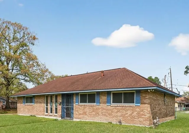Homes for sale in Baton Rouge, LA | 6127 Glen Oaks Dr, Baton Rouge, LA 70811 | MLS# 2549941