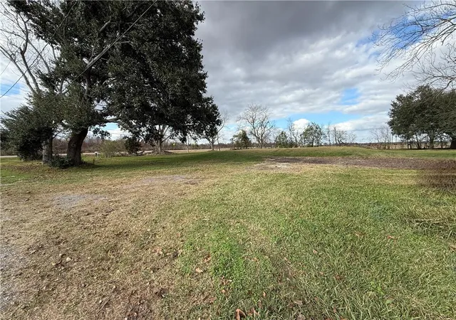 Homes for sale in Des Allemands, LA | 101 Luke Dr, Des Allemands, LA 70030 | MLS# 2549036