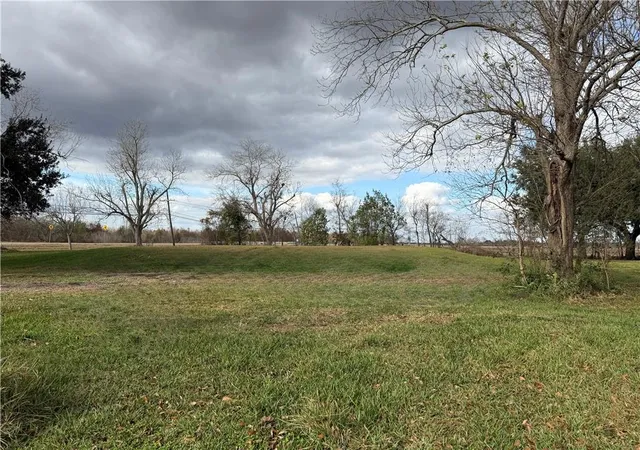 Homes for sale in Des Allemands, LA | 101 Luke Dr, Des Allemands, LA 70030 | MLS# 2549036