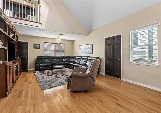 Homes for sale in New Orleans, LA | 6214 Cameron Blvd, New Orleans, LA 70122 | MLS# 2549848