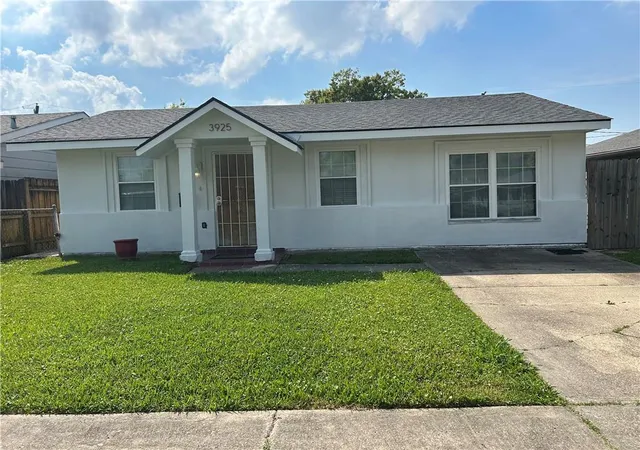 Photo 1 of Single family home for sale at 3925 Arizona Ave, Kenner, LA 70065 | MLS# 2549799 | Listing updated on 2026-08-05