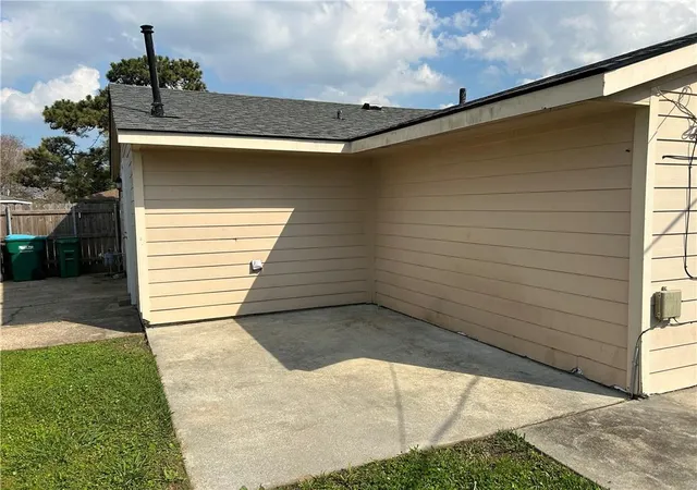 Photo 4 of Single family home for sale at 3925 Arizona Ave, Kenner, LA 70065 | MLS# 2549799 | Listing updated on 2026-08-05