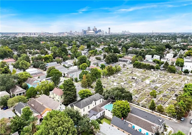 32nd image of 1922 Adams St #A, New Orleans, LA 70118 | MLS# 2549769