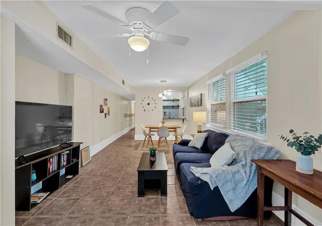4th image of 1922 Adams St #A, New Orleans, LA 70118 | MLS# 2549769