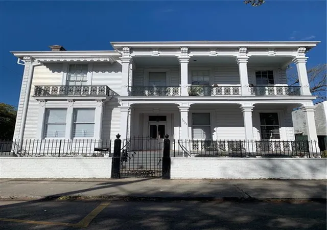 Homes for sale in New Orleans, LA | 1631 Esplanade Ave, New Orleans, LA 70116