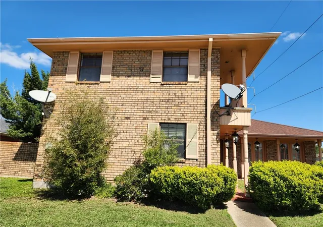 2nd image of 7501 Morrison Rd, New Orleans, LA 70126 | MLS# 2549651