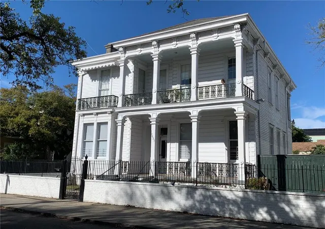 Homes for sale in New Orleans, LA | 1631 Esplanade Ave #B, New Orleans, LA 70116 | MLS# 2550107