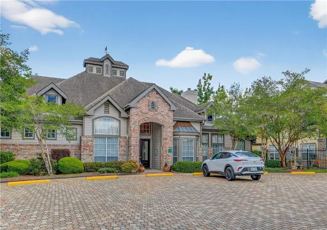 25th image of 350 Emerald Forest Blvd #30101, Covington, LA 70433 | MLS# 2549875
